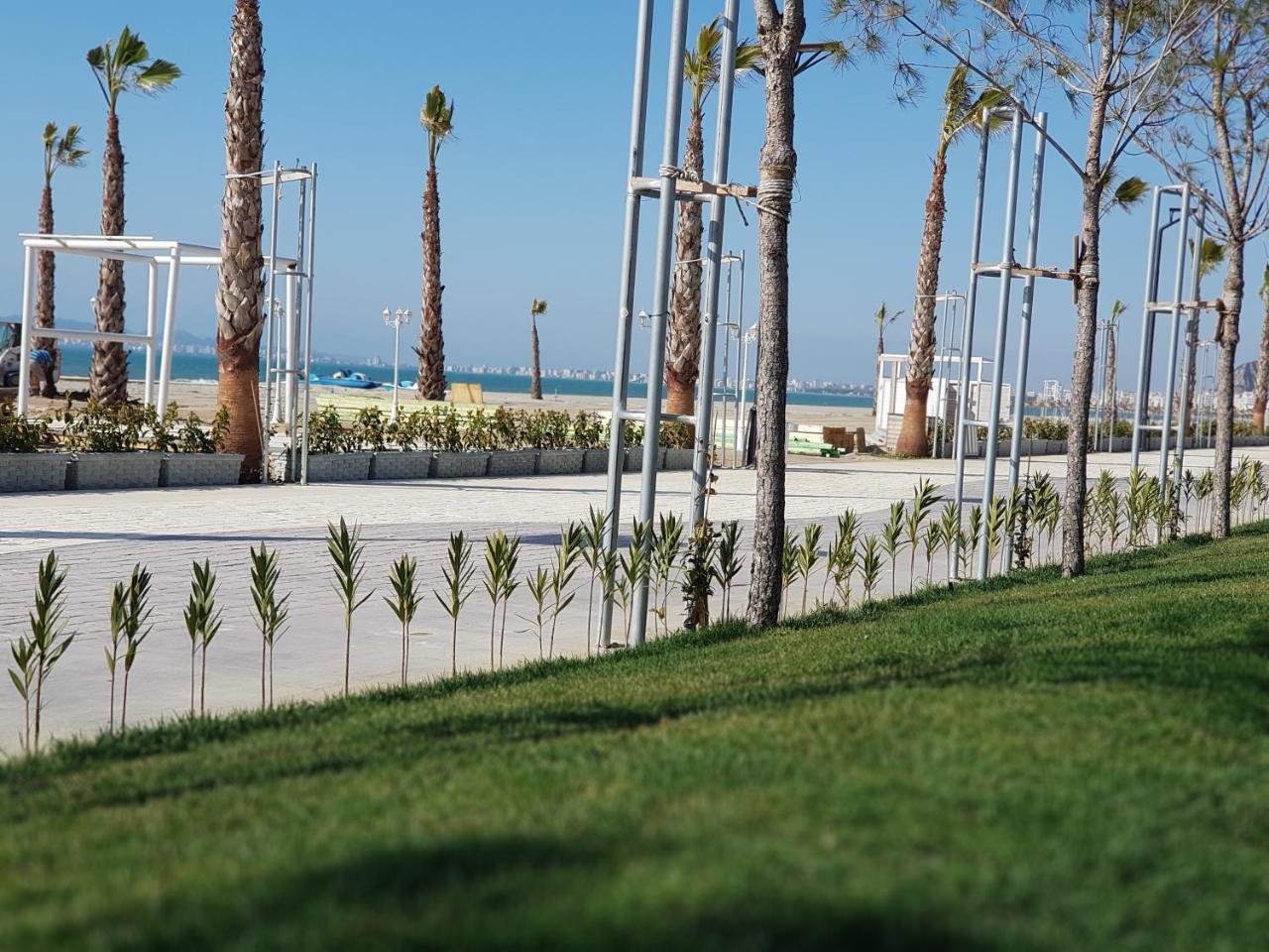 Splendido Apartmens Golem Durres Buitenkant foto