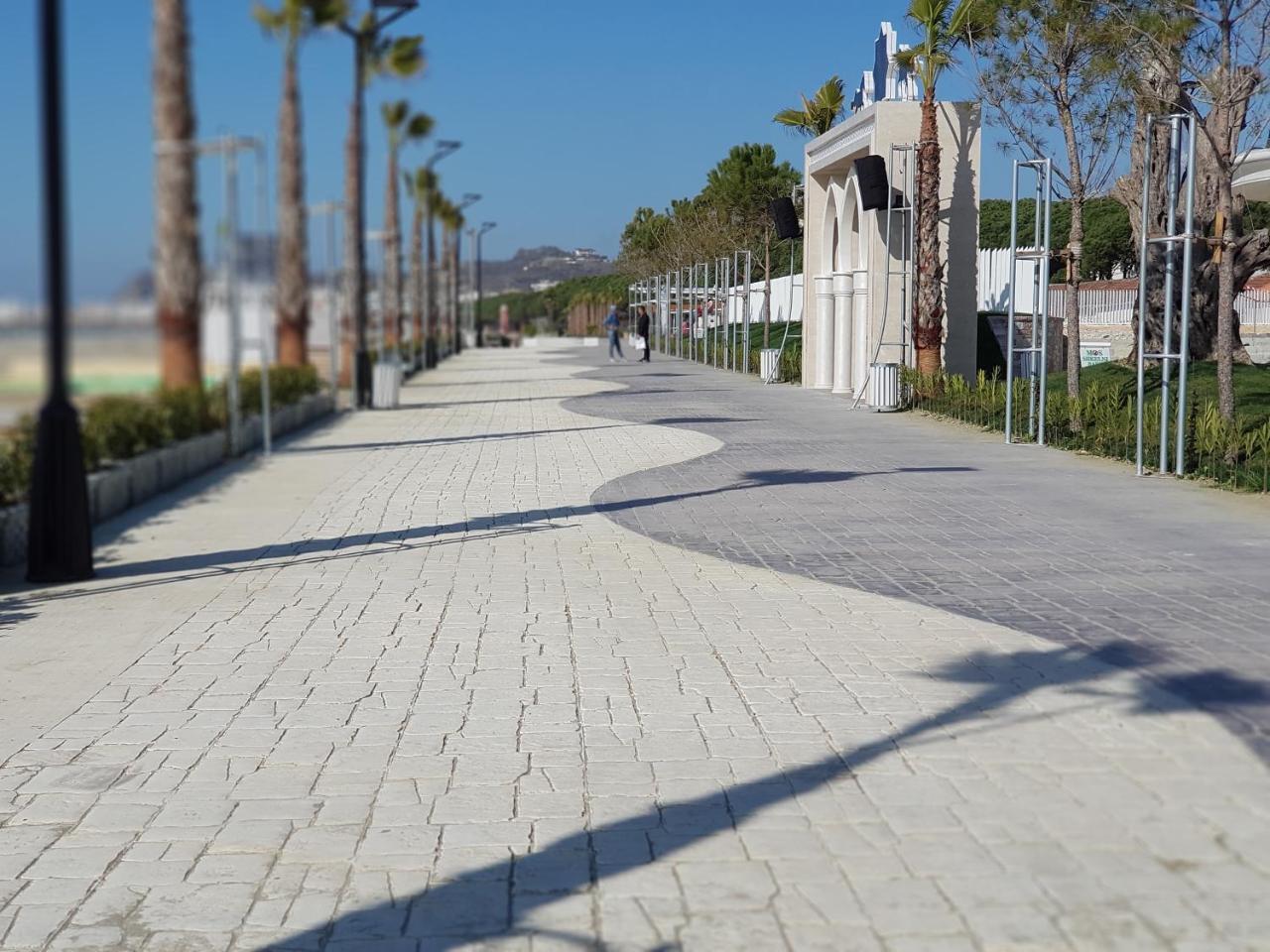 Splendido Apartmens Golem Durres Buitenkant foto